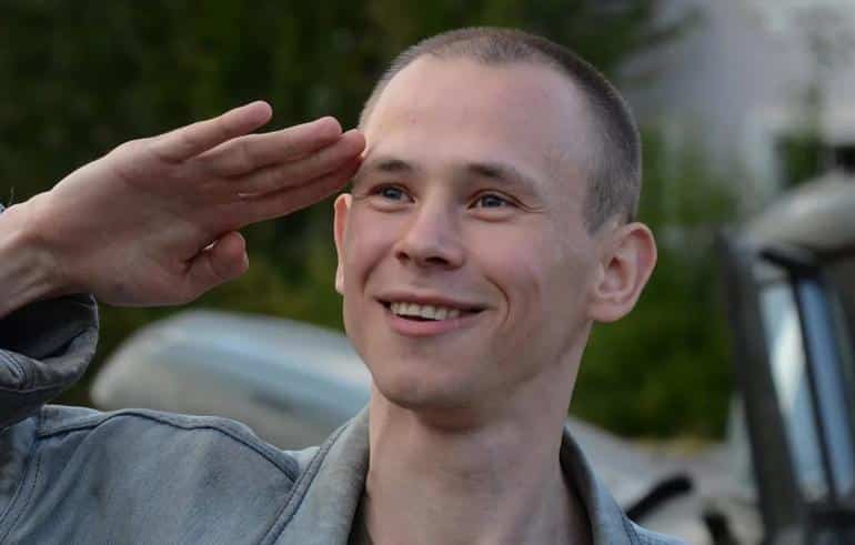 7 популярных российских и советских актеров, которые выросли в детском доме. Фото №16