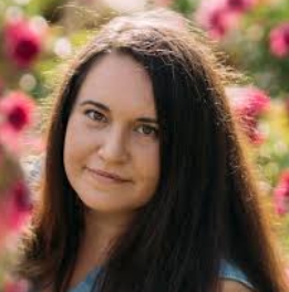 Послушать книгу онлайн и бесплатно Костры из лаванды и лжи - Валерия Шаталова